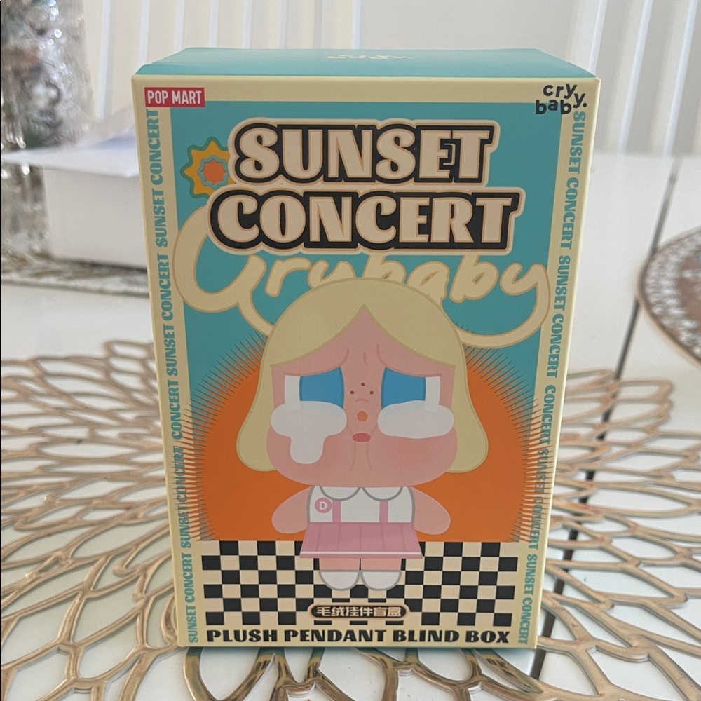 Sunset Concert Crybaby Plush Pendant Blind Box